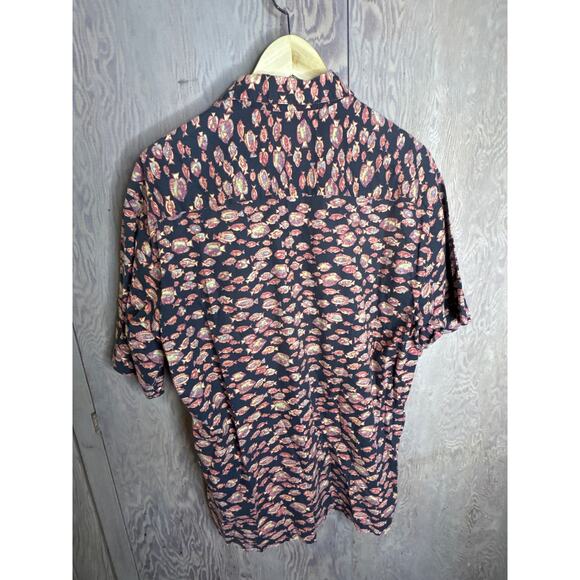 Tori Richard Black with Red Fishes  
 Button Down Aloha Shirt Men Size Medium - Picture 2 of 5